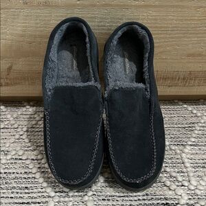 Eddie Bauer Men's Slip-On Moccasin Loafers in Charcoal Gray